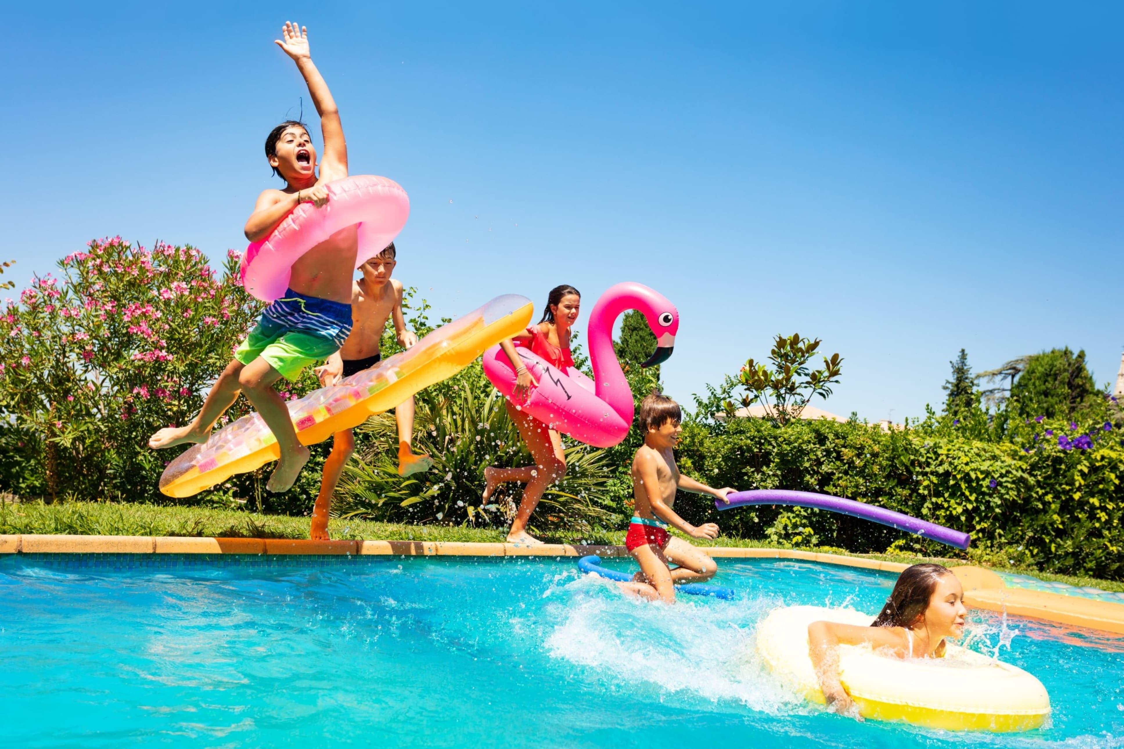 How to Throw a Summer Pool Party for Kids